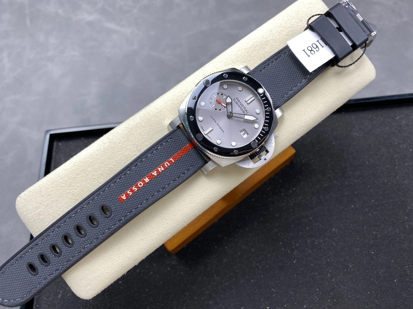 CBD Factory Panerai Submersible QuarantaQuattro Luna Rossa 44mm PAM01681 1:1 Super Clone – DDP.900 Movement BestValue 416